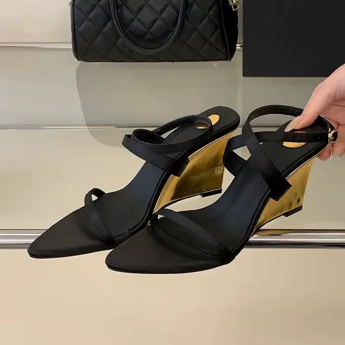 Nouvelles Sandales Compensées à Talons Hauts pour Femmes, Collection Printemps-Été, avec Bride Chevi