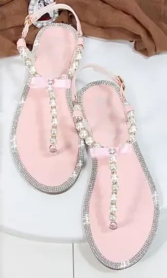 Femmes sandales 2025 nouvelles chaussures d'été sandales plates en perles confortable chaîne perle p