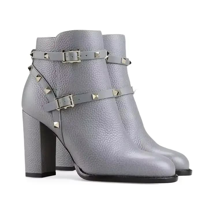 Bottines à rivets en cuir véritable pour femme, bottes courtes à talons épais et bout rond avec bouc