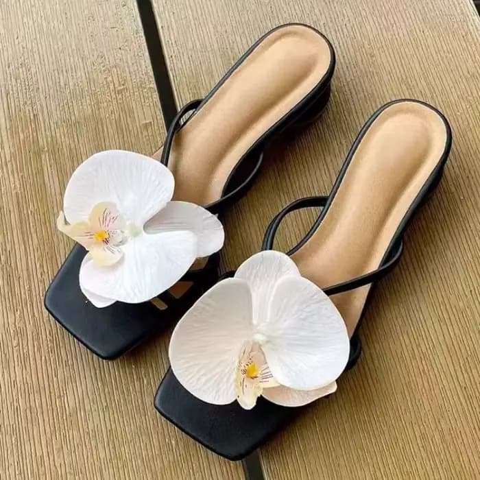 Femmes sandales 2025 nouvelles sandales peu profondes décontracté à la mode chaussures de haute qual
