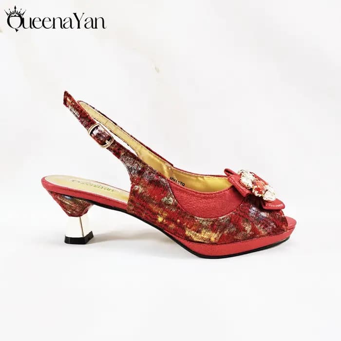 Chaussures à talons hauts pour femmes, élégantes, strass vin, accents de diamant métalliques, associ