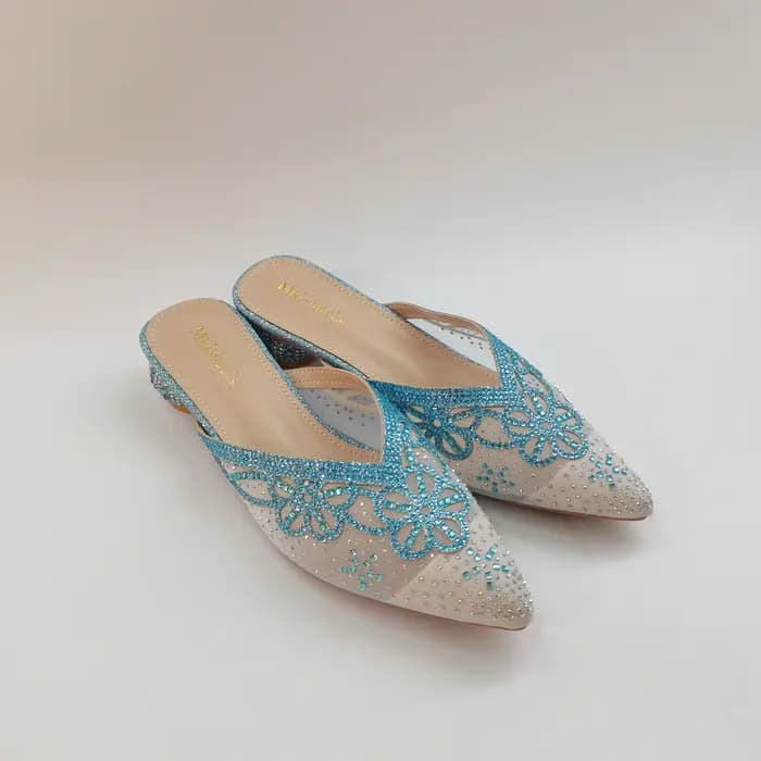 Sandales souples italiennes pour femmes, jolies mules en maille brodée bleues pour toutes les occasi