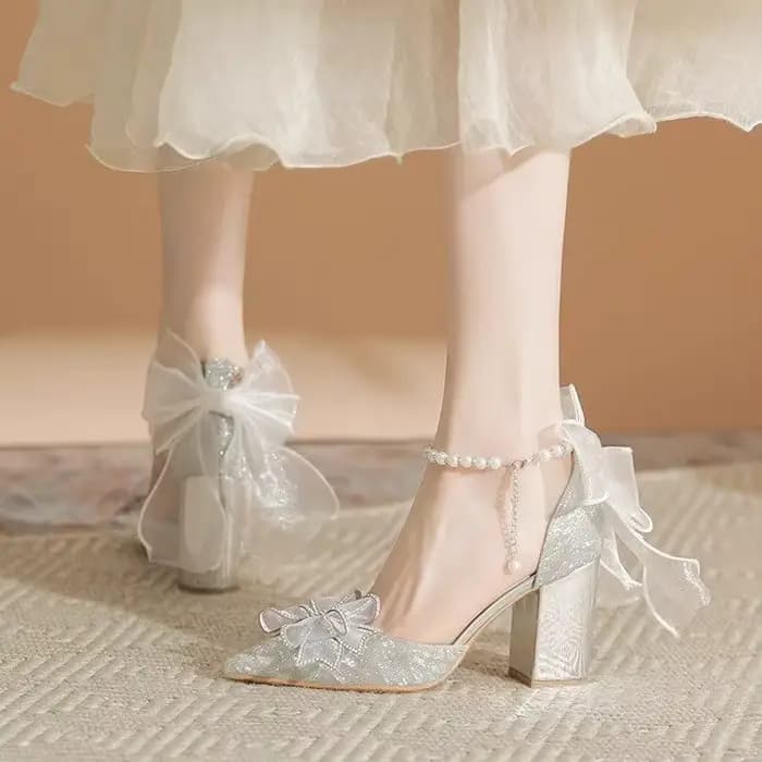 Femmes chaussures de mariage pointu robe mince talons épais arc argent beaux talons hauts adulte cér