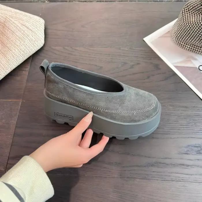 2025 Nouvelle plate-forme à la mode sandales plates femmes baskets chaussures mocassins décontractés