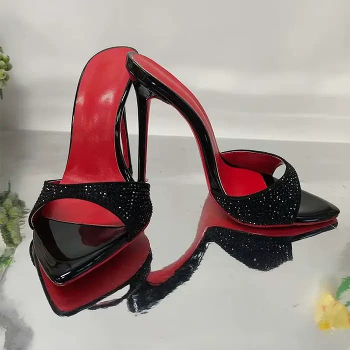 Talons hauts pointus à la mode, bouche de poisson, perçage à chaud, banquet de mariage, bouche peu p