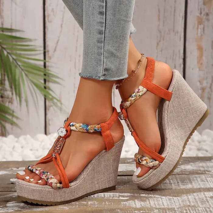 Sandales compensées pour femmes – Chaussures d'été tendance de créateur pour femmes – Sandales à pla