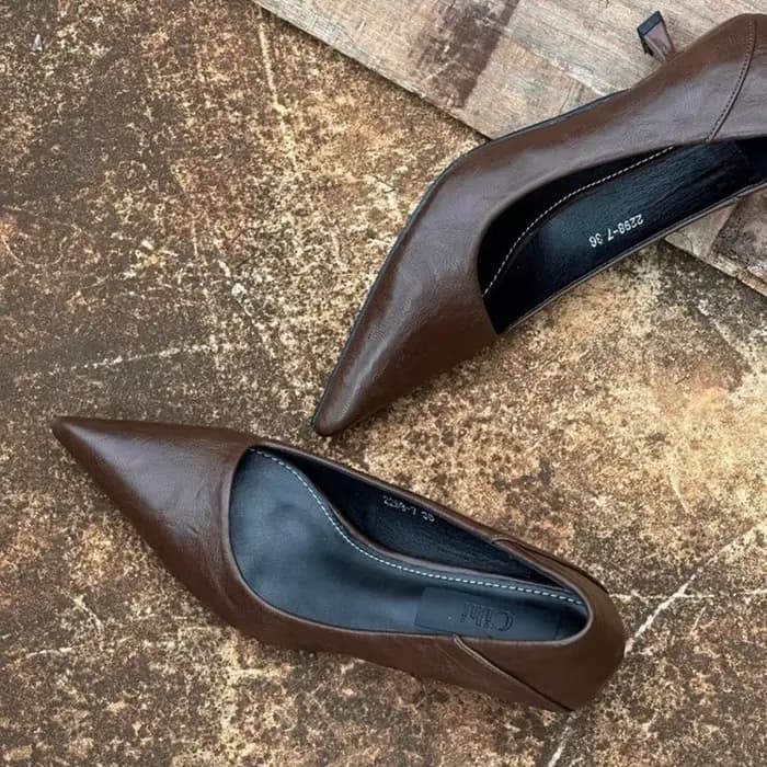 Chaussures à talons léopard vintage pour femme, collection Printemps 2026 – Escarpins élégants à bou