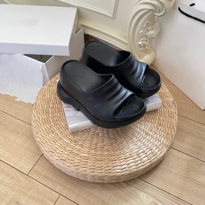 Sandales à plateforme pour femmes, talon épais de 10 cm, décontractées d'été, pour l'extérieur et la