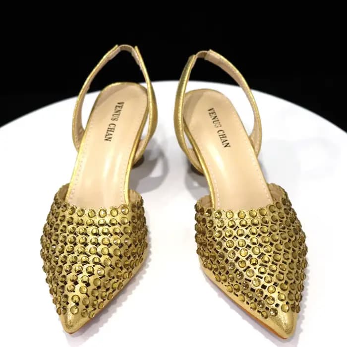 Venus Chan 2024 nouvelles chaussures pointues INS et le sac enveloppe du même Style deux façons de p