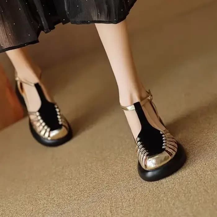 Sandales pour femmes 2025 tendance d'été Chaussures confortables de luxe Baotou Chaussures décontrac