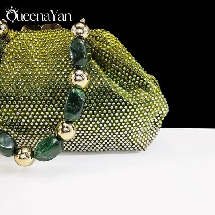Queena Yan plus récent plein de strass Design couleur Olive dame Sheos et ensemble de sac à main orn