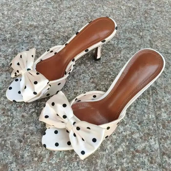 Sandales à talons aiguilles 2026 Printemps-Été Nouveauté Confortables et Polyvalentes à Bout Rond Ou