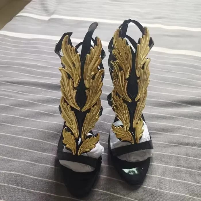 Sandales à talons hauts blanches élégantes pour le bal, à bout ouvert, avec motif feuille et bride, 