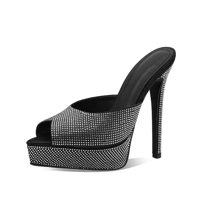 Mules d'été Arden Furtado en satin noir à plateforme, ornées de cristaux, à bout ouvert, à talon trè