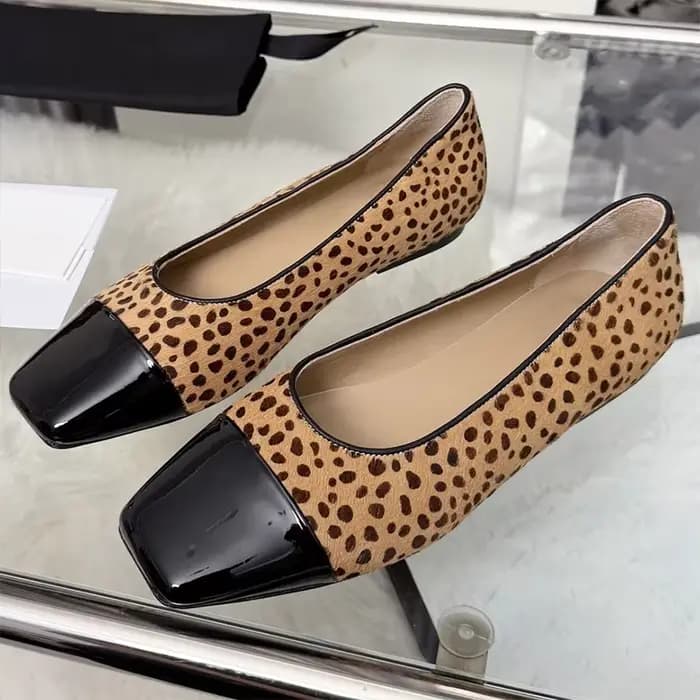 Chaussures à talon bas pour femme, nouveau style 2026, haute qualité, en mohair/cuir avec boucles mé