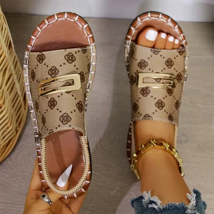 Sandales de plage décontractées de luxe pour femmes, légères, nouvelle mode estivale, sandales plate