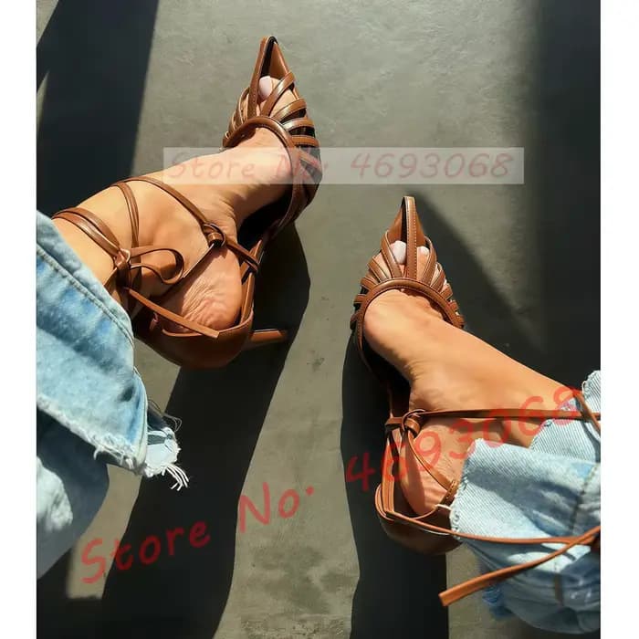 Nouvelles sandales marron à bout pointu pour femme, sexy, à découpes, à talons aiguilles, à lacets c