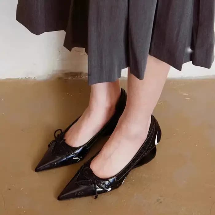 Nouvelles Escarpins d'été pour femmes à bout pointu avec talon flottant unique et nœud, chaussures d