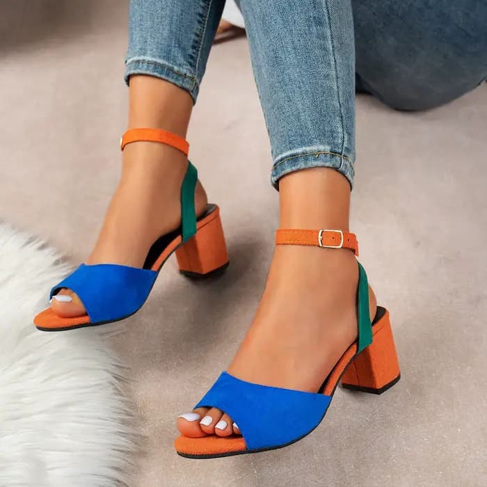 Femmes sandales européennes américaines colorées grande taille chaussures à talons hauts pour les fe