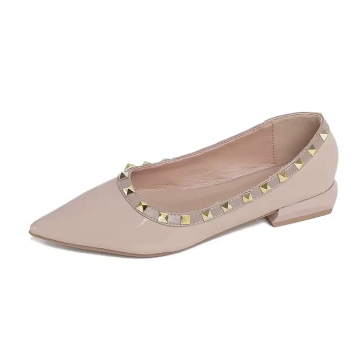 Escarpins à talons carrés bas pour femmes, chaussures à rivets à bout pointu, en cuir verni, à enfil