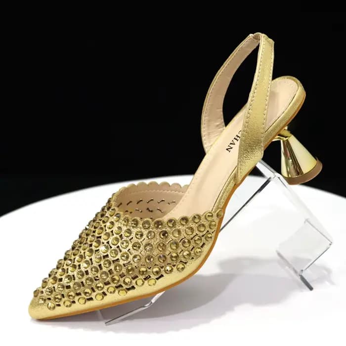Venus Chan 2024 nouvelles chaussures pointues INS et le sac enveloppe du même Style deux façons de p