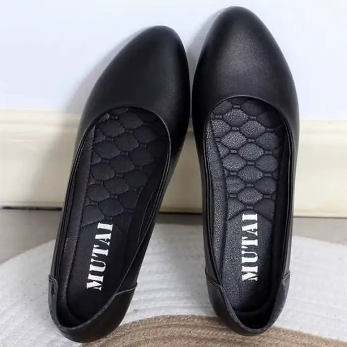Talon compensé bout pointu bas élégant noir chaussures pour femmes 2025 dames chaussures d'été robe 