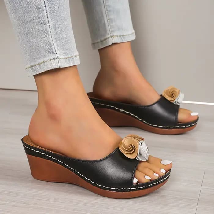 Femmes fleur sandales 2025 talons compensés chaussures d'été femmes pantoufles d'extérieur femme fon