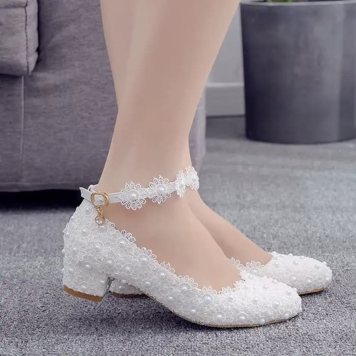 Escarpins de 3CM pour femmes, chaussures de mariage de haute qualité, nouvelles perles, clous de lux