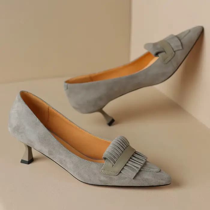 Escarpins en cuir suédé naturel pour femmes, talons hauts fins, bout pointu, franges élégantes, chau