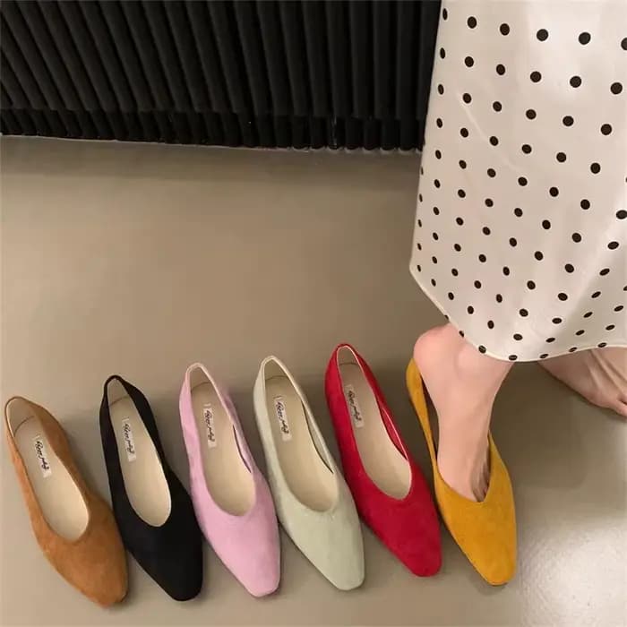 SUOJIALUN Nouvelle Collection Printemps 2026 Chaussures Plates pour Femme, Mode, à Bout Pointu, Styl