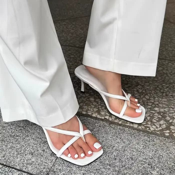Sandales à pince d'été 2026 pour femmes, chaussures élégantes à talons hauts pour dames