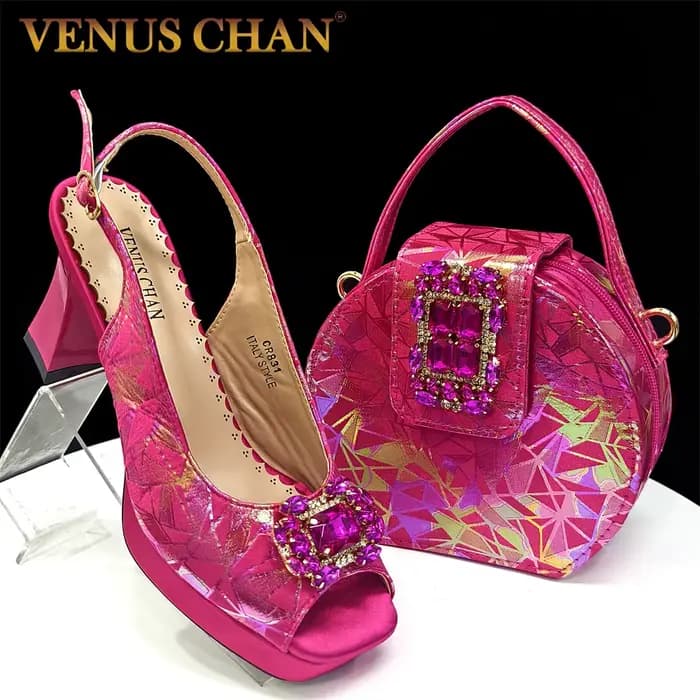 Femmes élégantes talons pour Peep Toe bon matériau Design strass Fuchsia sandales chaussures et sacs