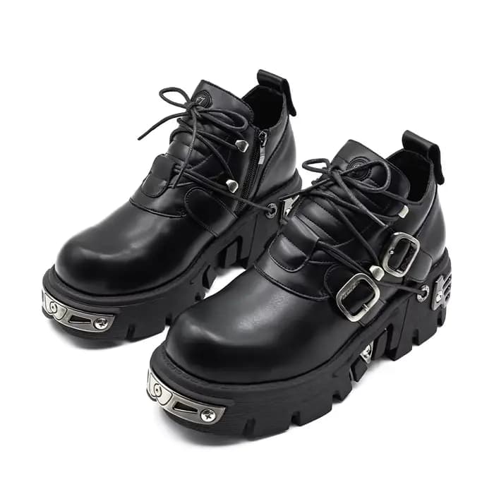 2025 nouveau Style Punk foncé femme gothique flamme sculpté Vintage Rock bottes en cuir chaussures e