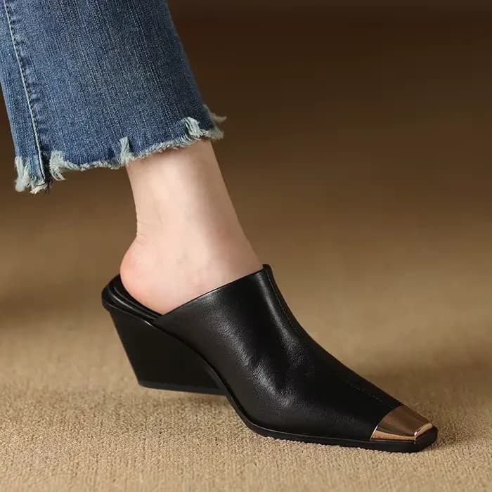 Dilalula 2025 Mules en cuir véritable femmes couvert tête en métal talons épais pantoufles confortab