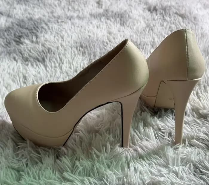 Escarpins à talons hauts pour femmes
