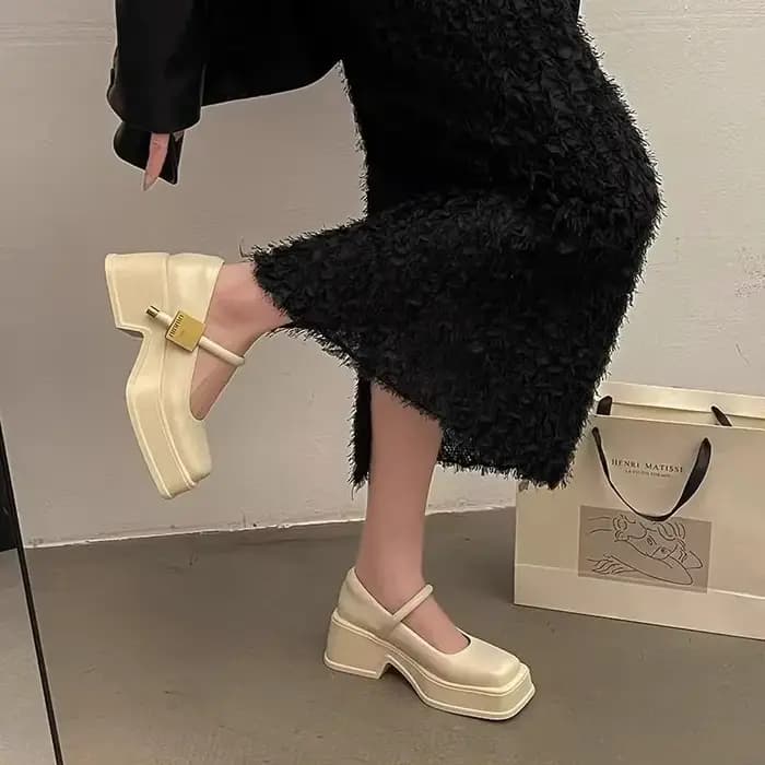 Escarpins à talons carrés pour femmes