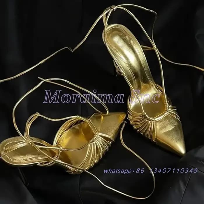 Sandales creuses pointues dorées pour femmes