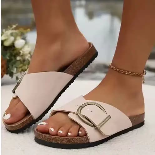 Soldes d'été de la saison : Sandales tendance à semelle en liège pour femme