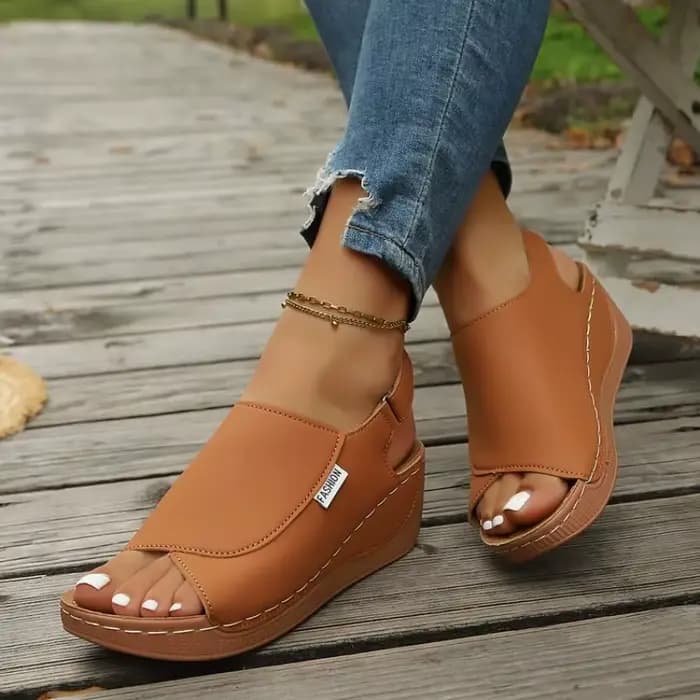 Sandales compensées confortables pour femmes