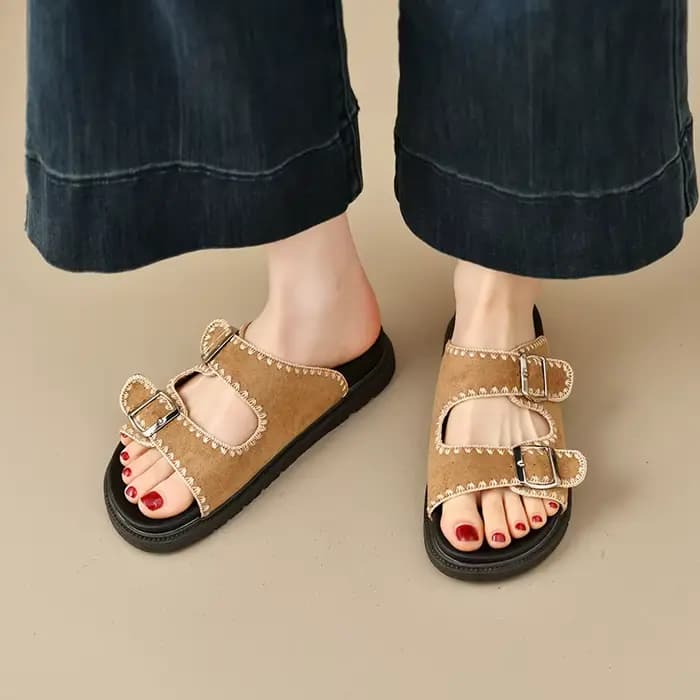 Sandales plates en daim pour femmes