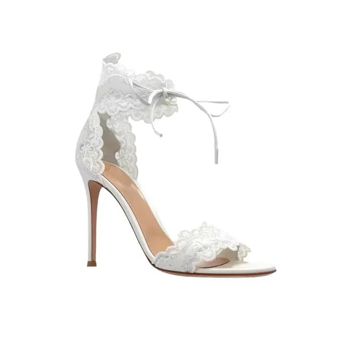 Sandales blanches à talons aiguilles pour femme