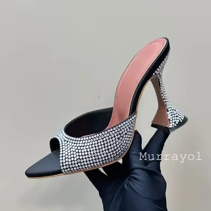 Nouveau strass décor couleur unie talons hauts pantoufles femmes bout pointu
