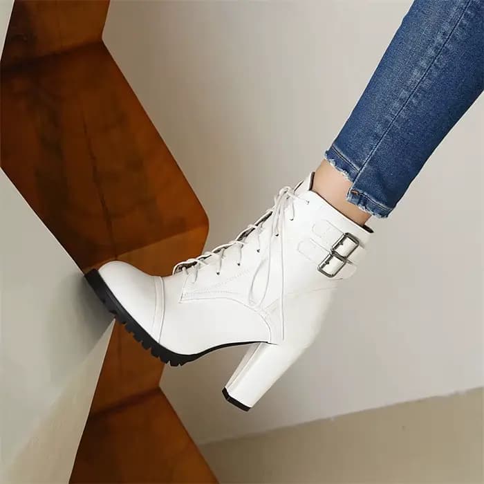 Bottines à lacets pour femmes