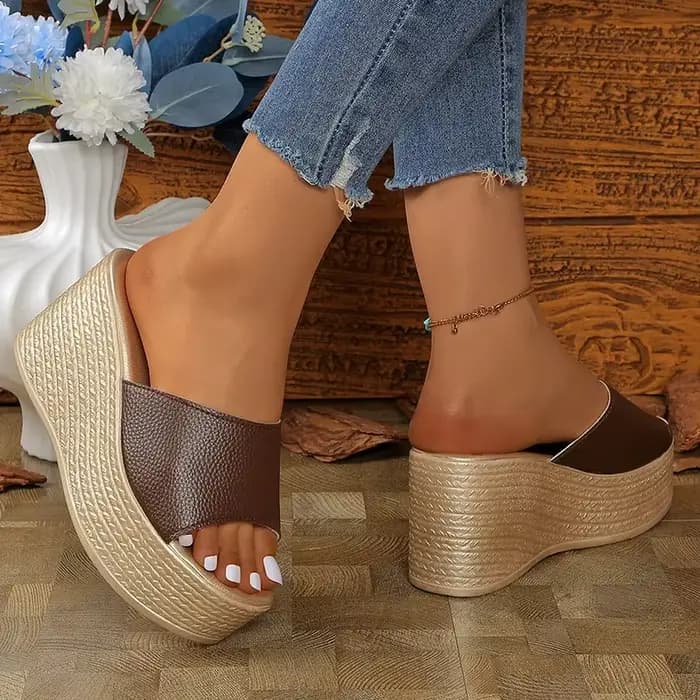 Pantoufles à talons compensés à fond épais pour femmes