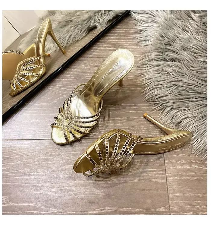 Sandales à talons hauts pour femmes, style quotidien, bouche de poisson, à talons fins, ornées de strass, ouvertes à l'avant, collection été 2026, confortables et élégantes