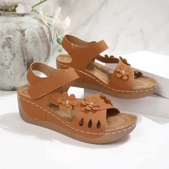 Sandales compensées grandes tailles pour femmes