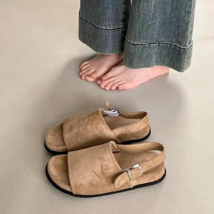 Sandales Minimalistes et Tendance à Semelle Épaisse et Bout Rond