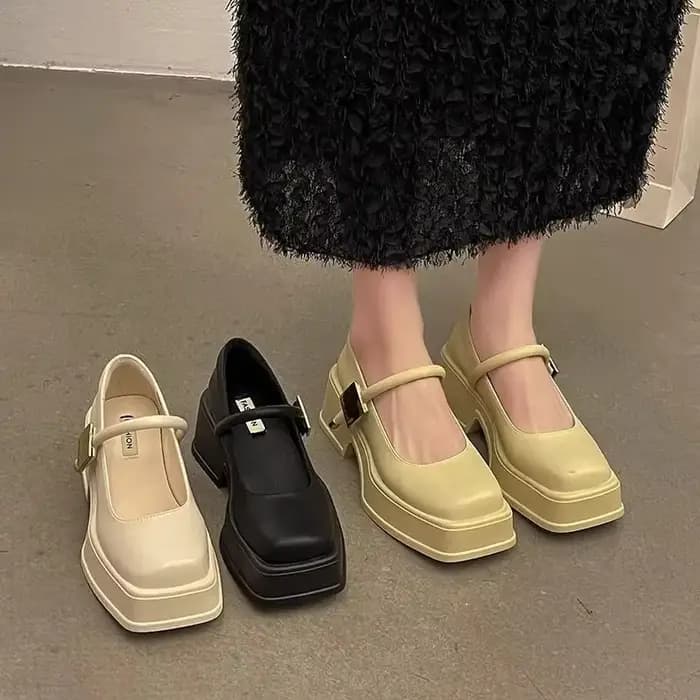 Escarpins à talons carrés pour femmes