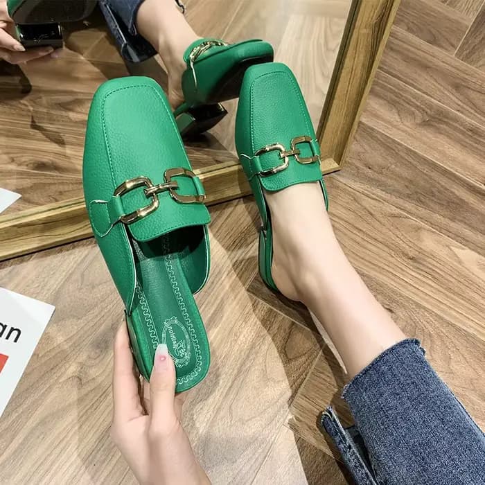 2025 printemps été femmes Mules chaussures marque pantoufles mode bout rond nœud papillon Baotou paille tressé Article