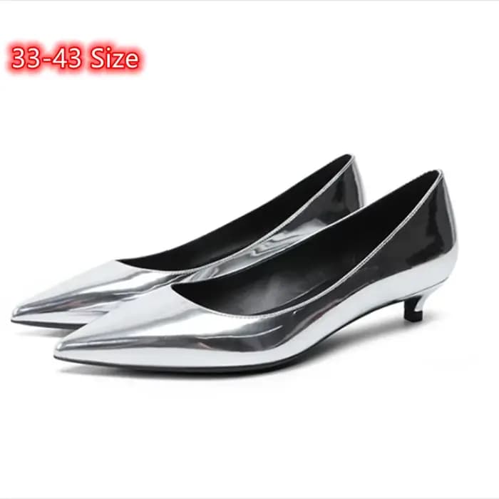 Escarpins en cuir verni pour femmes